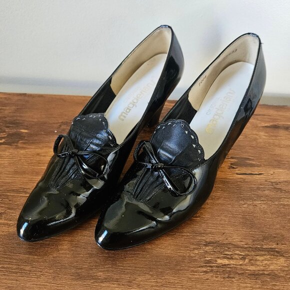 Vintage Magdesians Winklepicker Black Patent Leather Pointed Toe Bow Heels 60s 8 - Picture 1 of 8